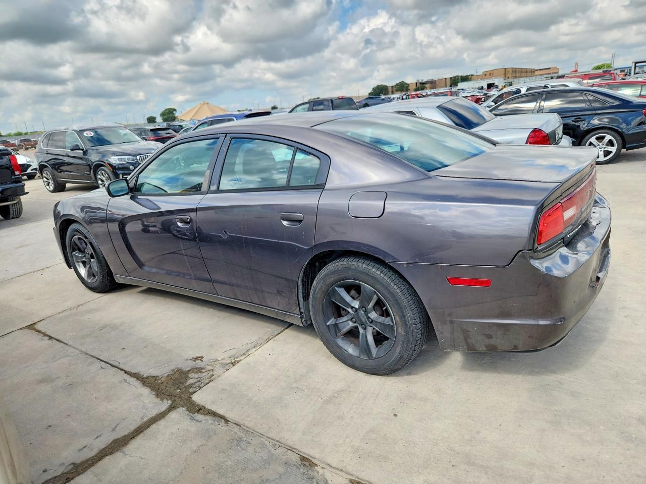 2014 DODGE CHARGER SE — Фото 2 из 12