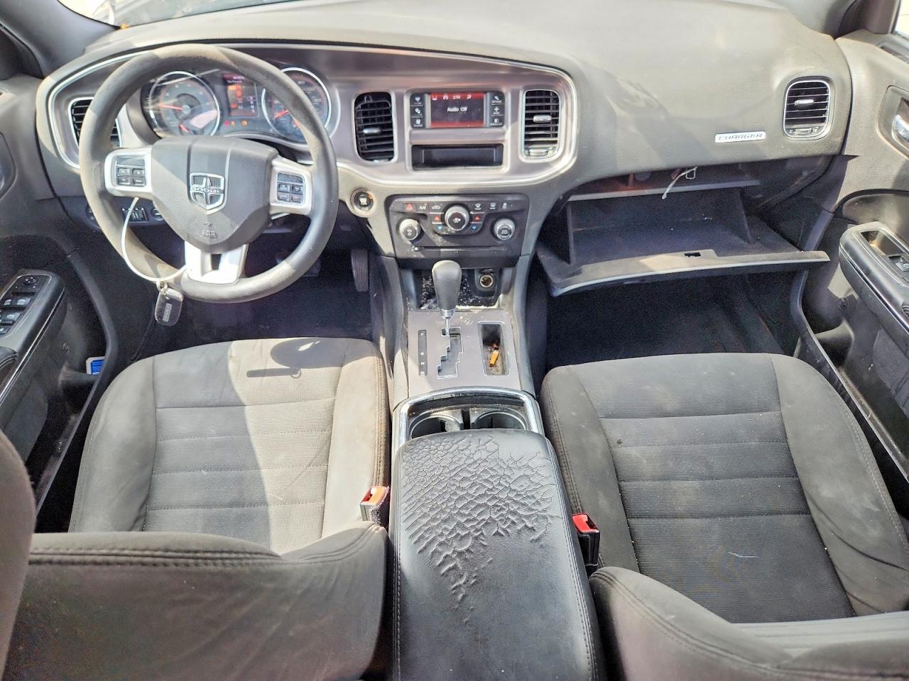 2014 DODGE CHARGER SE — Фото 8 из 12