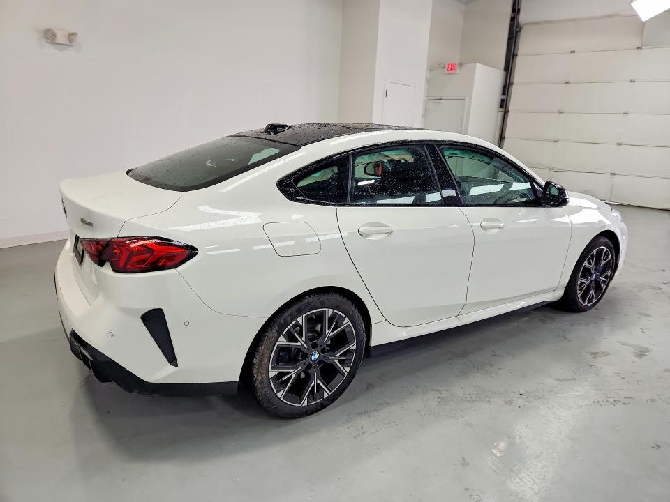 2026 B M W 2 SERIES 4D SEDAN 228I GC XDRIVE MSPORT — Фото 3 из 12
