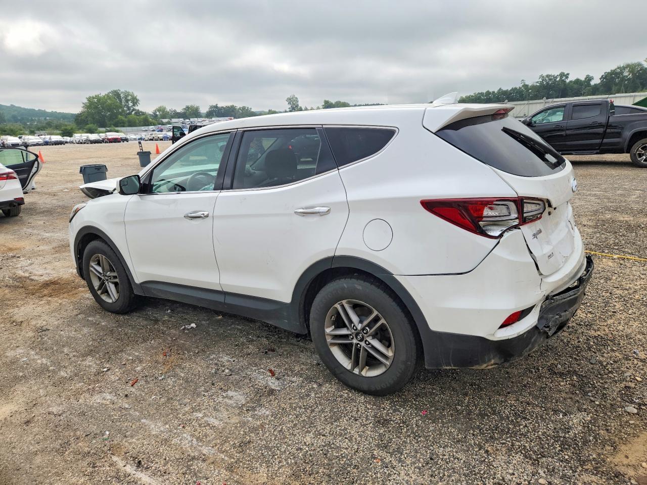 2017 HYUNDAI SANTA FE SPORT 2.4L — Фото 2 из 13