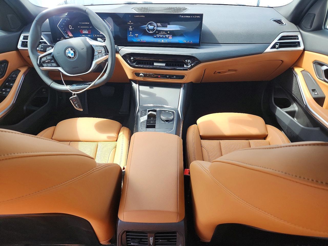 2026 BMW 330XI — Фото 8 из 12