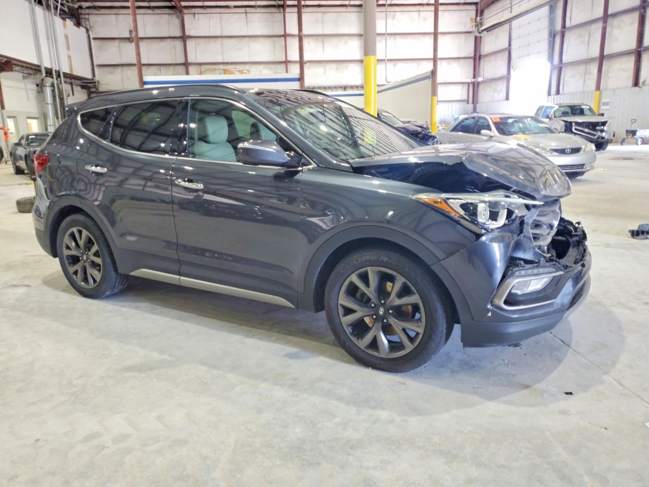 2017 HYUNDAI SANTA FE SPORT 2.0T ULTIMATE — Фото 4 из 13