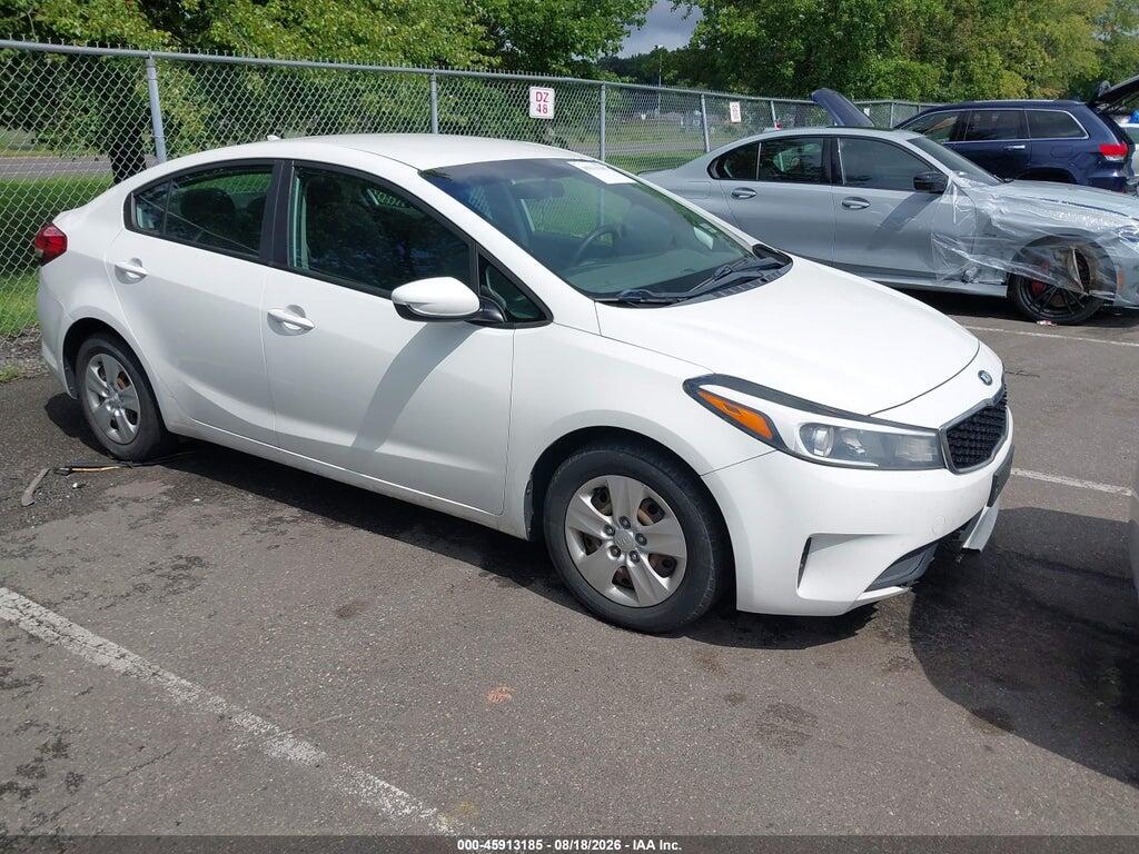 3KPFK4A75HE062097 2017 KIA FORTE photo no. 1