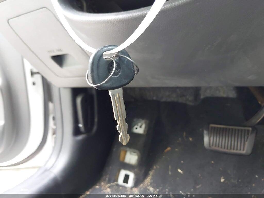 3KPFK4A75HE062097 2017 KIA FORTE photo no. 11