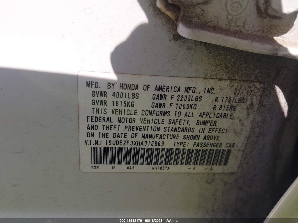 19UDE2F3XHA015869 2017 ACURA ILX photo no. 9