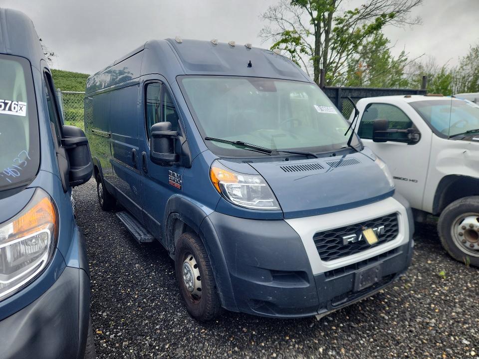 2021 RAM PROMASTER 3500 DELIVERY VAN — Фото 4 из 13