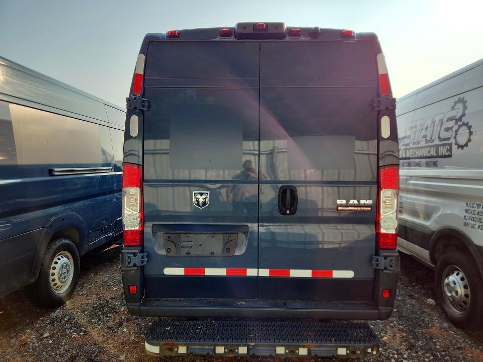 2021 RAM PROMASTER 3500 DELIVERY VAN — Фото 6 из 13
