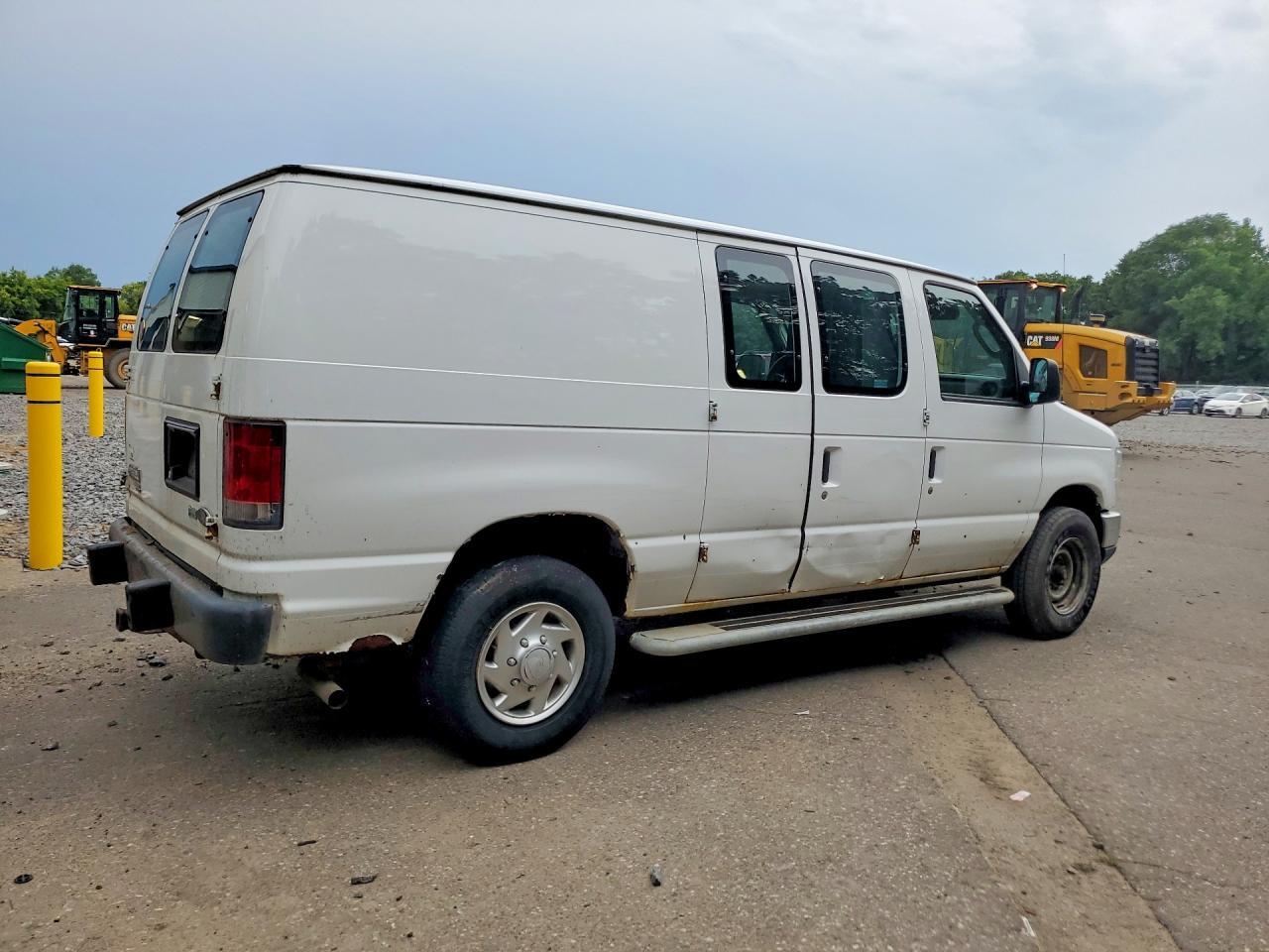 2014 FORD ECONOLINE E250 VAN — Фото 3 из 13