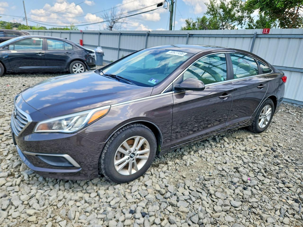 2017 HYUNDAI SONATA SE
