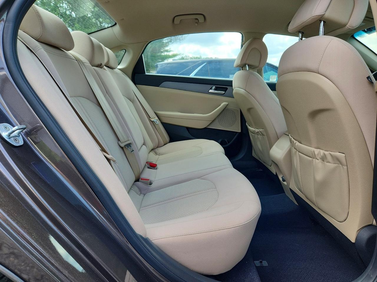 2017 HYUNDAI SONATA SE — Фото 10 из 12