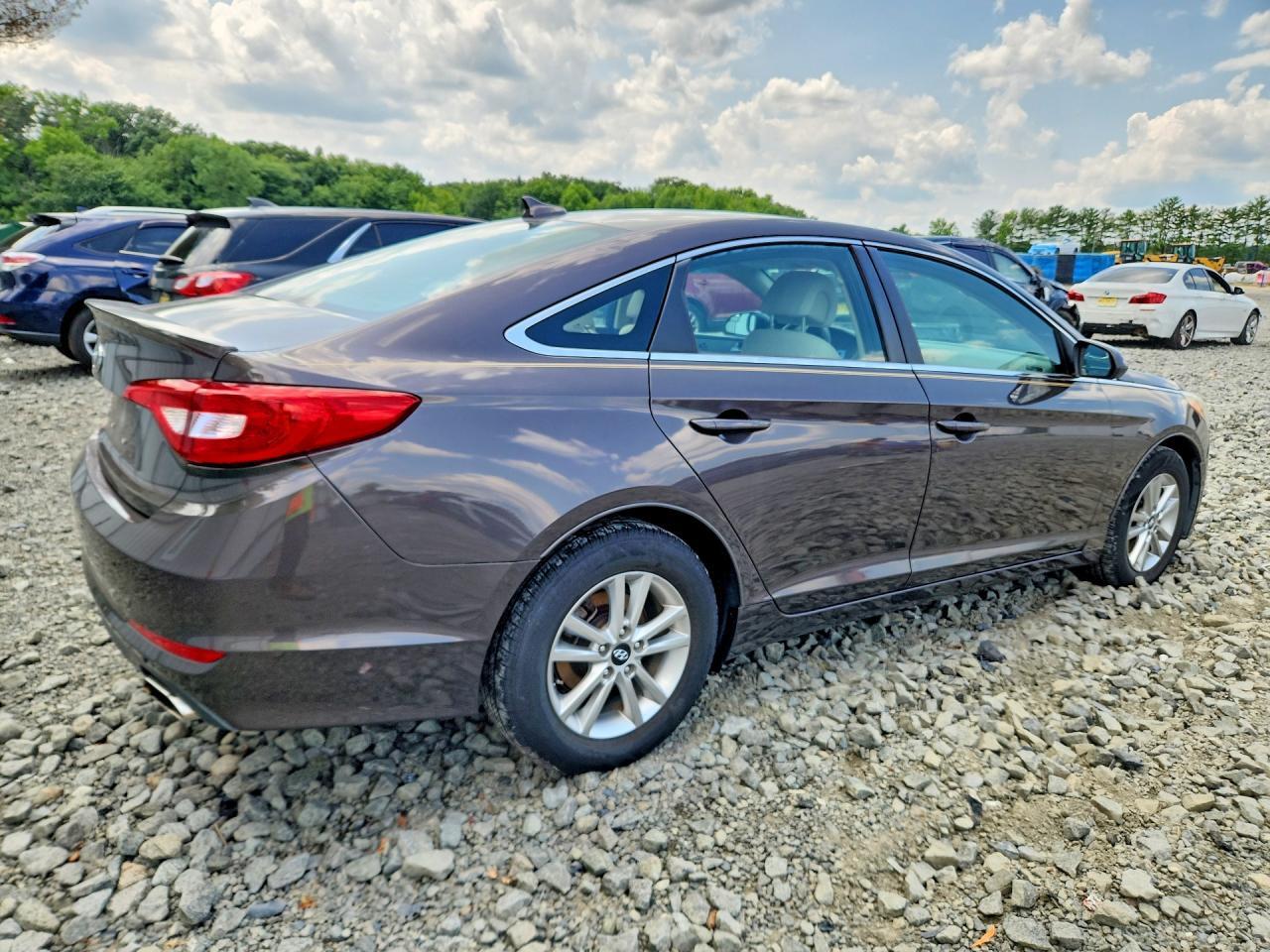 2017 HYUNDAI SONATA SE — Фото 3 из 12