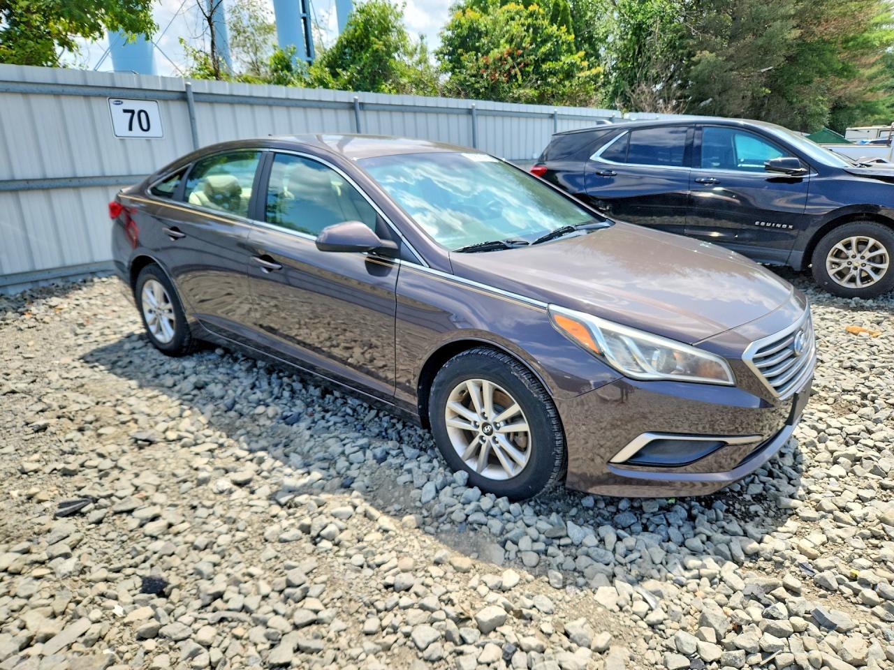 2017 HYUNDAI SONATA SE — Фото 4 из 12