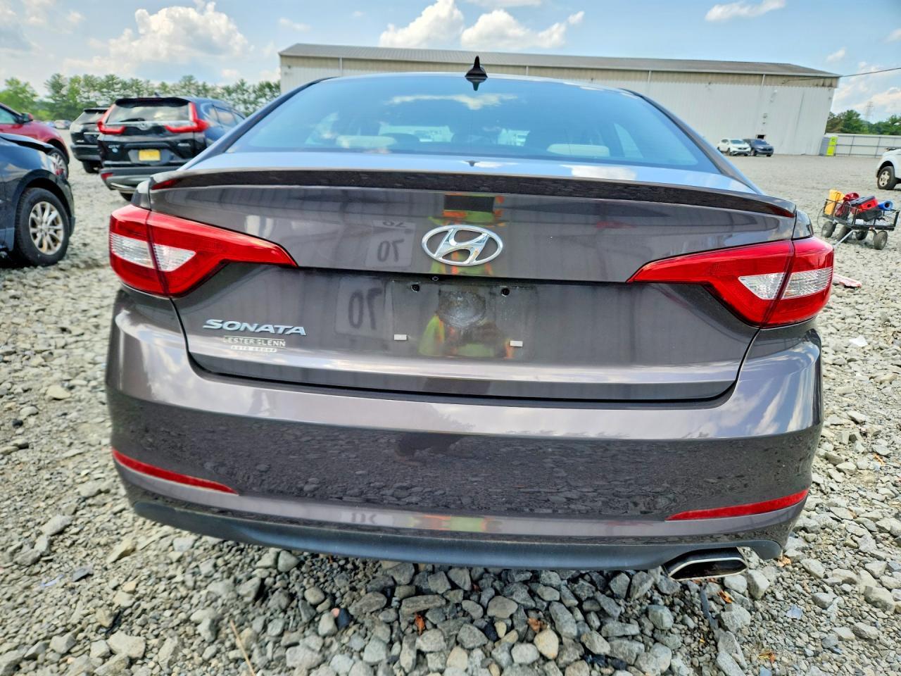 2017 HYUNDAI SONATA SE — Фото 6 из 12