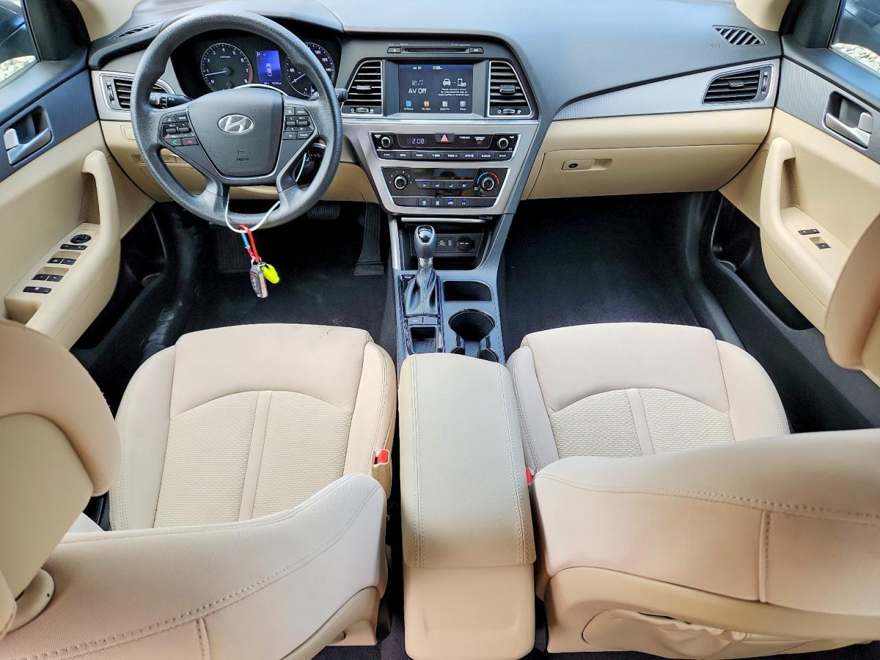 2017 HYUNDAI SONATA SE — Фото 8 из 12