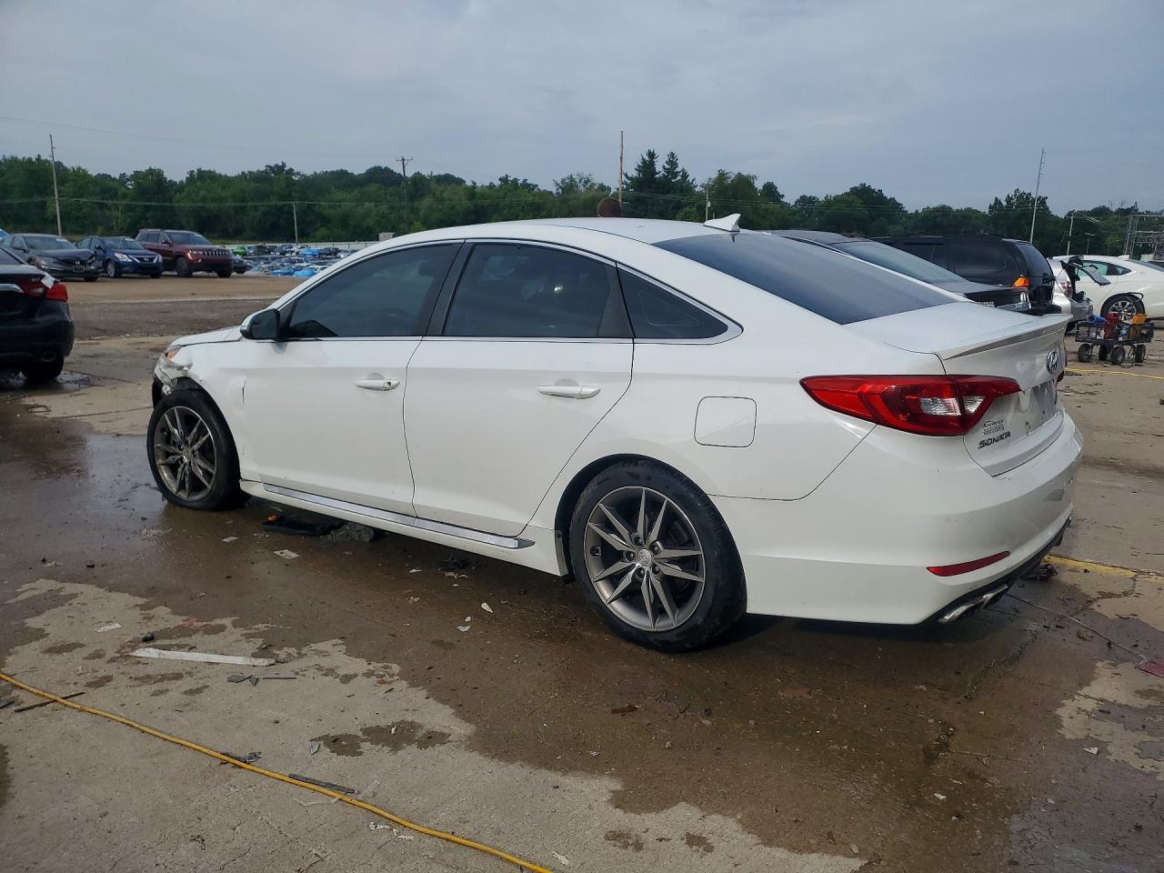2017 HYUNDAI SONATA SPORT 2.0T — Фото 2 из 12