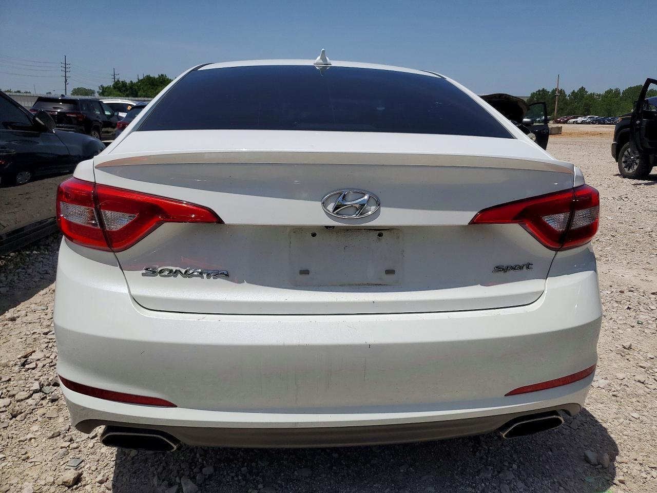 2017 HYUNDAI SONATA SPORT — Фото 6 из 12