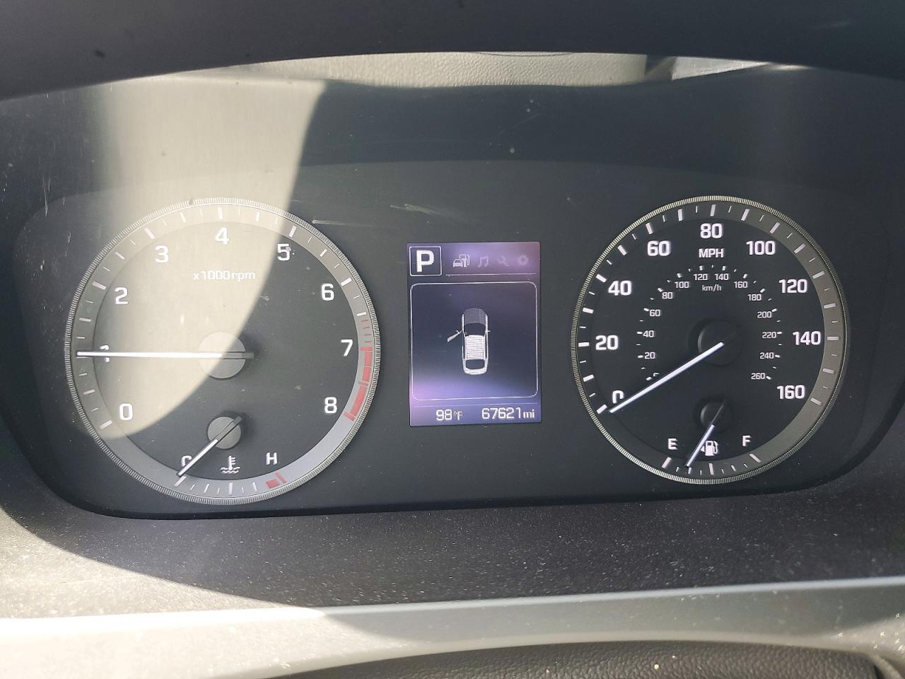 2017 HYUNDAI SONATA SPORT — Фото 9 из 12
