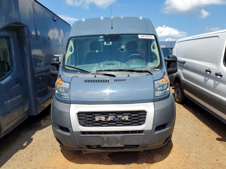 2021 RAM PROMASTER 3500 DELIVERY VAN — Фото 5 из 13