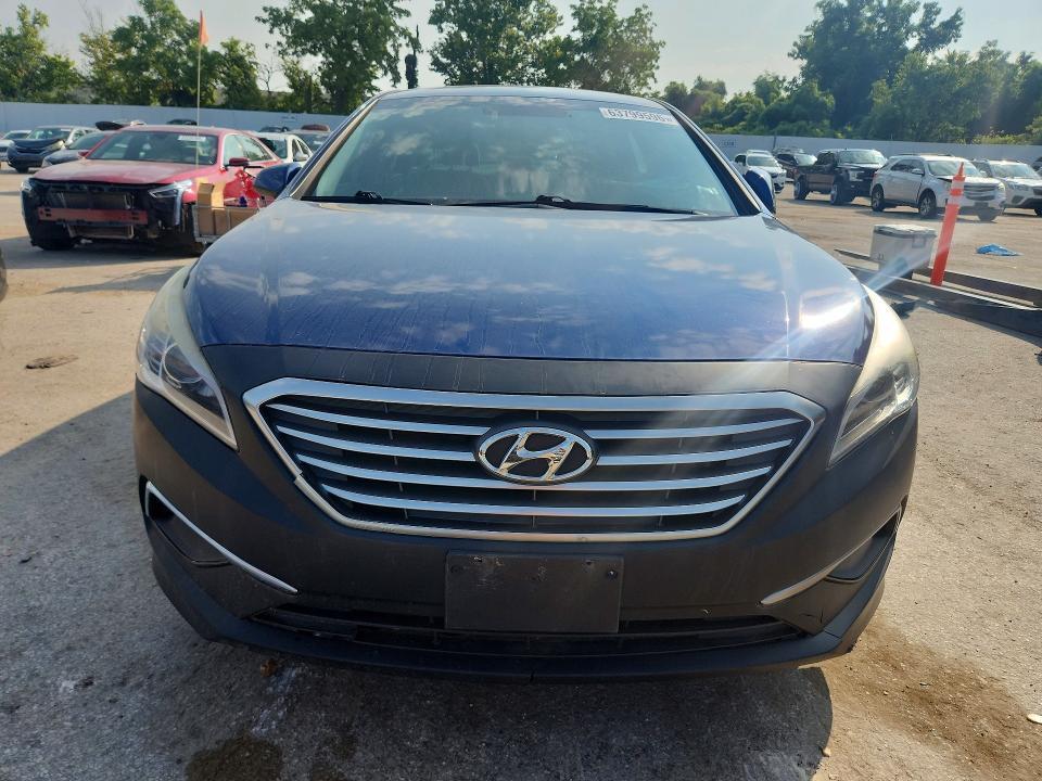 2017 HYUNDAI SONATA SE — Фото 5 из 12