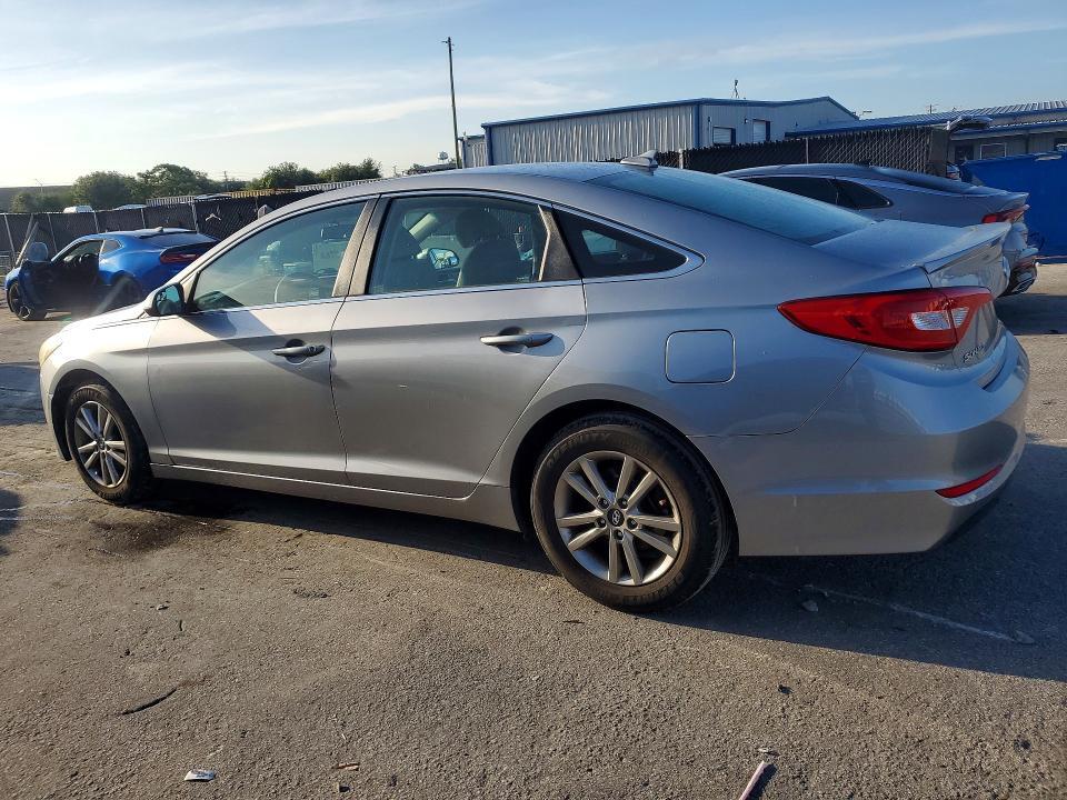 2017 HYUNDAI SONATA SE — Фото 2 из 12