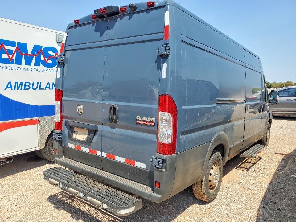 2021 RAM PROMASTER 3500 DELIVERY VAN — Фото 3 из 13