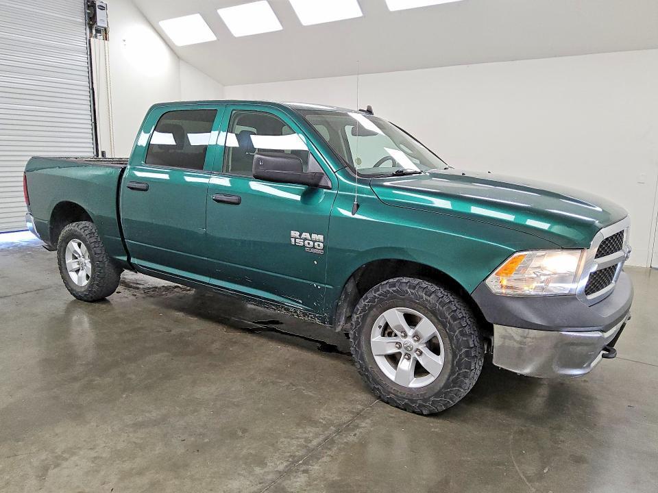 2021 RAM 1500 CLASSIC TRADESMAN — Фото 4 из 12