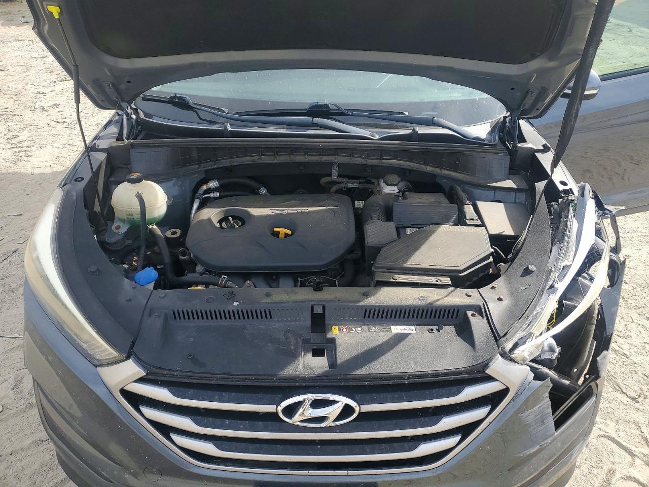 2017 HYUNDAI TUCSON SE PLUS — Фото 12 из 13