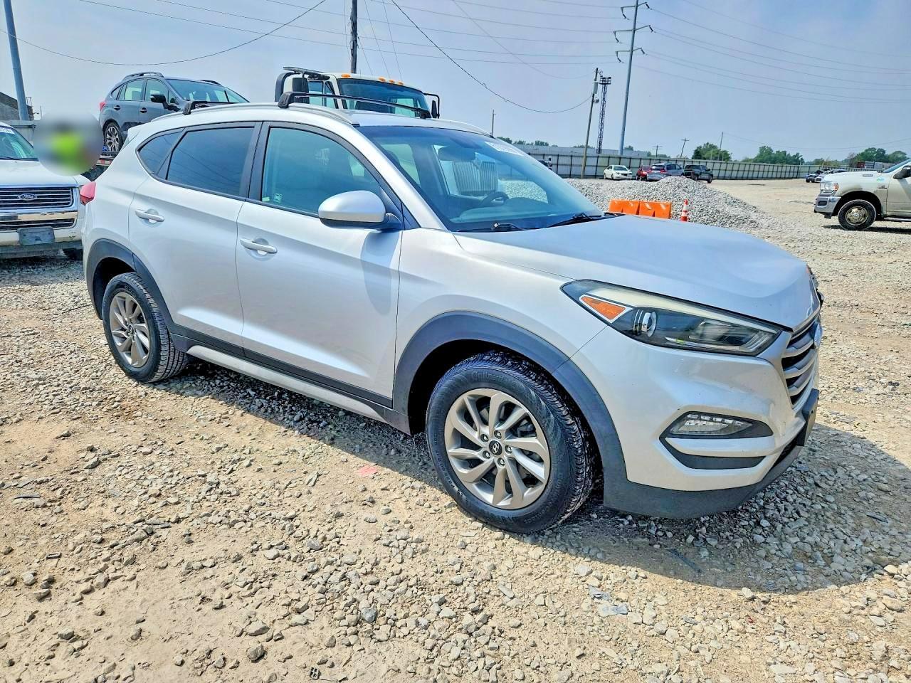 2017 HYUNDAI TUCSON SE — Фото 4 из 13