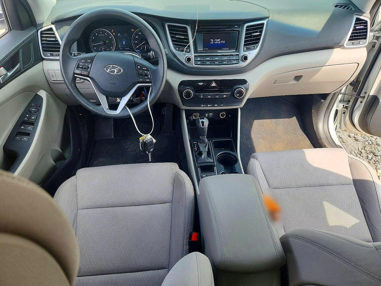 2017 HYUNDAI TUCSON SE — Фото 8 из 13