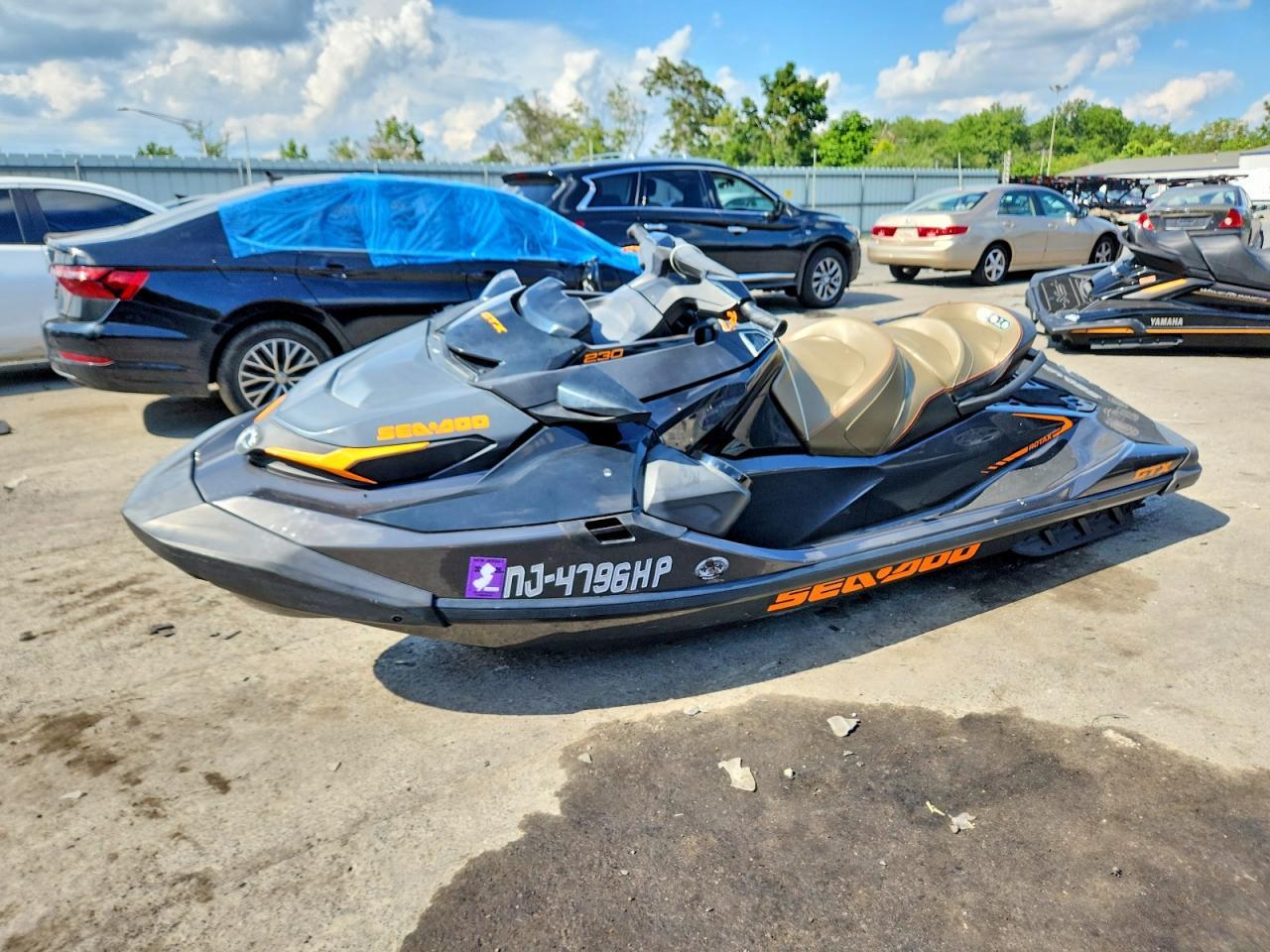 2021 SEA-DOO GTX 230 — Фото 2 из 10