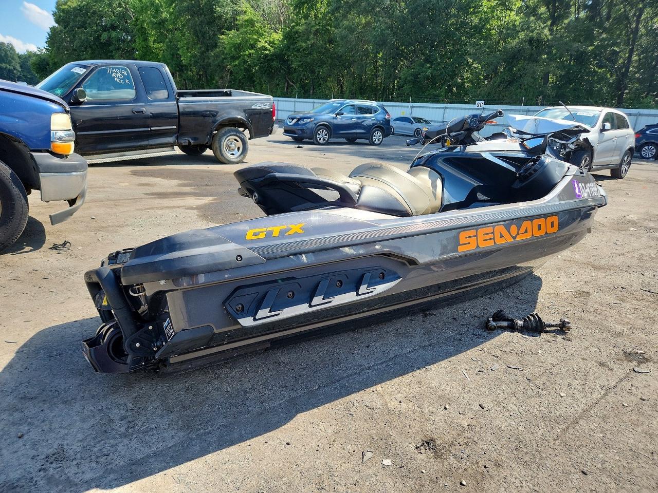 2021 SEA-DOO GTX 230 — Фото 4 из 10