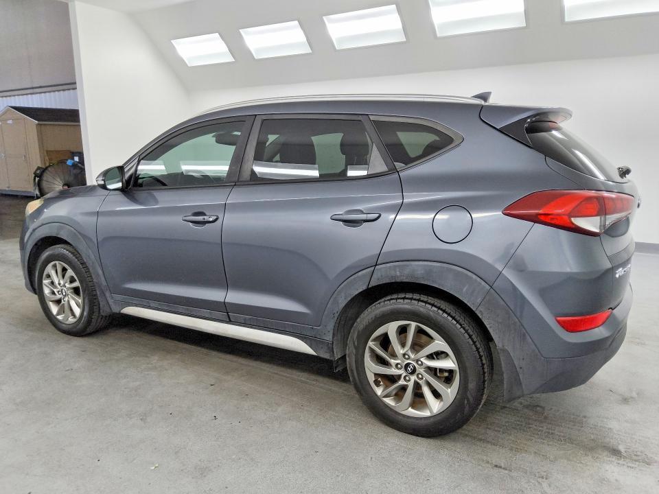 2017 HYUNDAI TUCSON SE PLUS — Фото 2 из 13