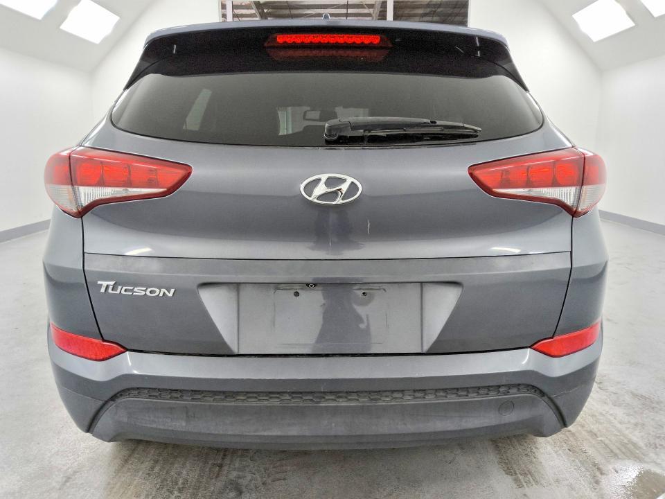 2017 HYUNDAI TUCSON SE PLUS — Фото 6 из 13