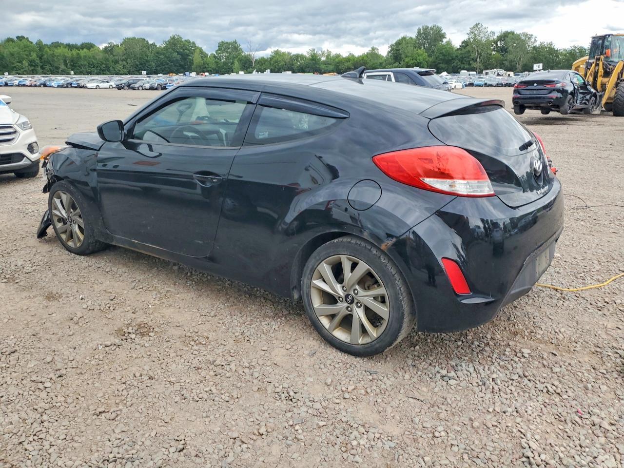 2017 HYUNDAI VELOSTER BASE — Фото 2 из 12