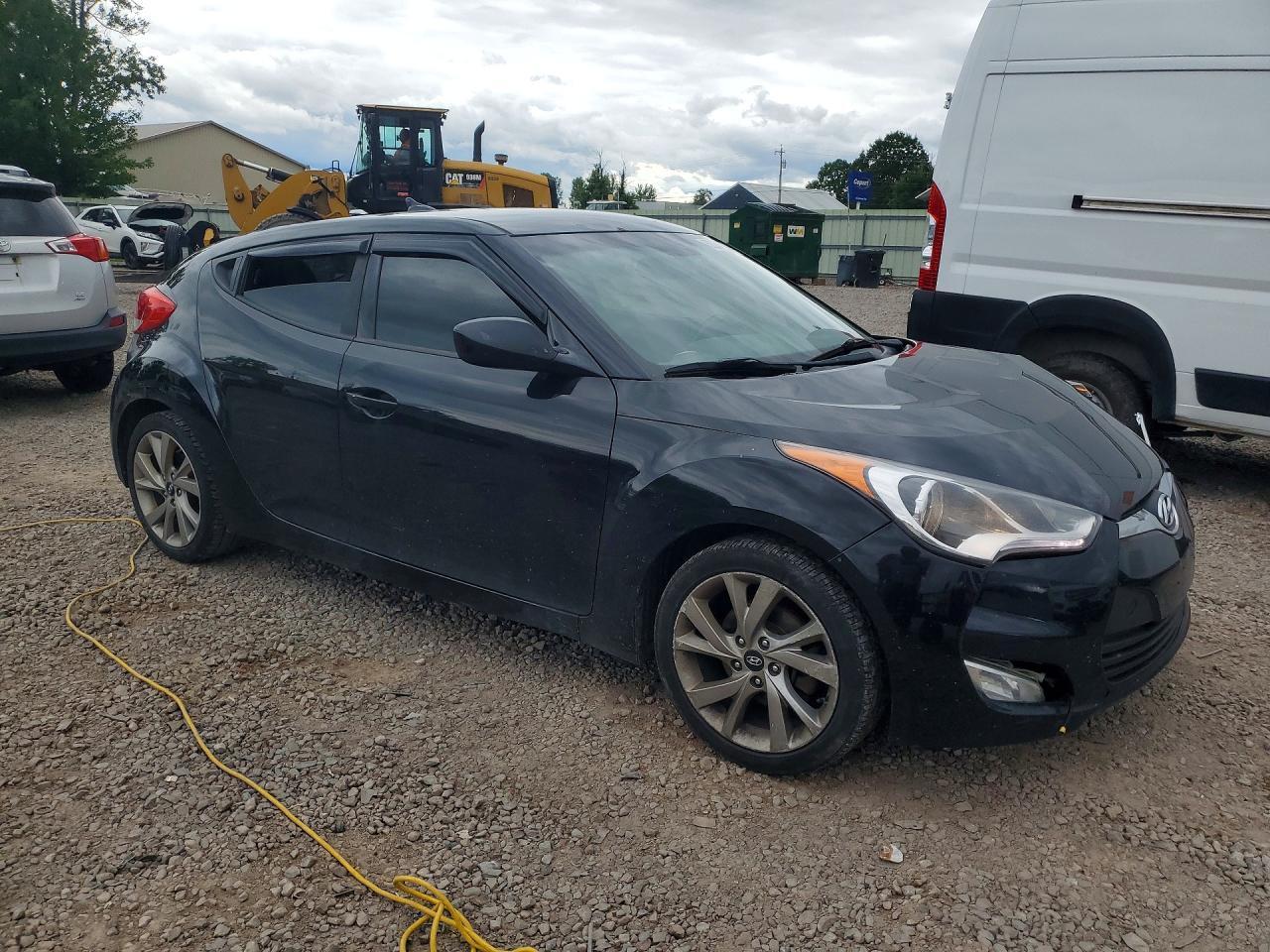 2017 HYUNDAI VELOSTER BASE — Фото 4 из 12
