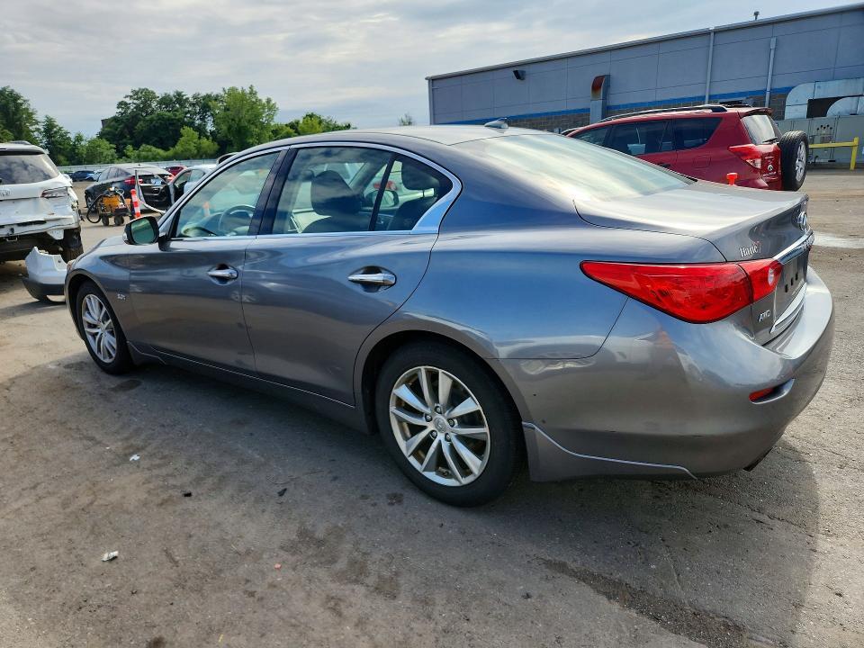 2017 INFINITI Q50 3.0T PREMIUM — Фото 2 из 12