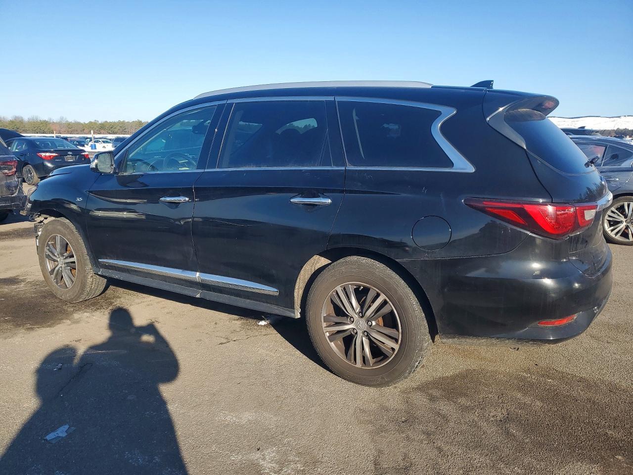 2017 INFINITI QX60 — Фото 2 из 14