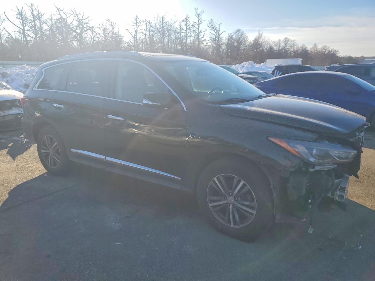 2017 INFINITI QX60 — Фото 4 из 14