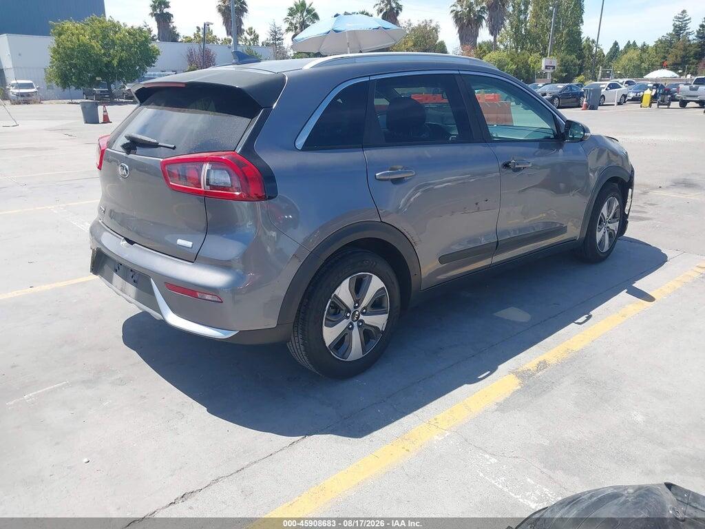 KNDCC3LC1H5057785 2017 KIA NIRO photo no. 4