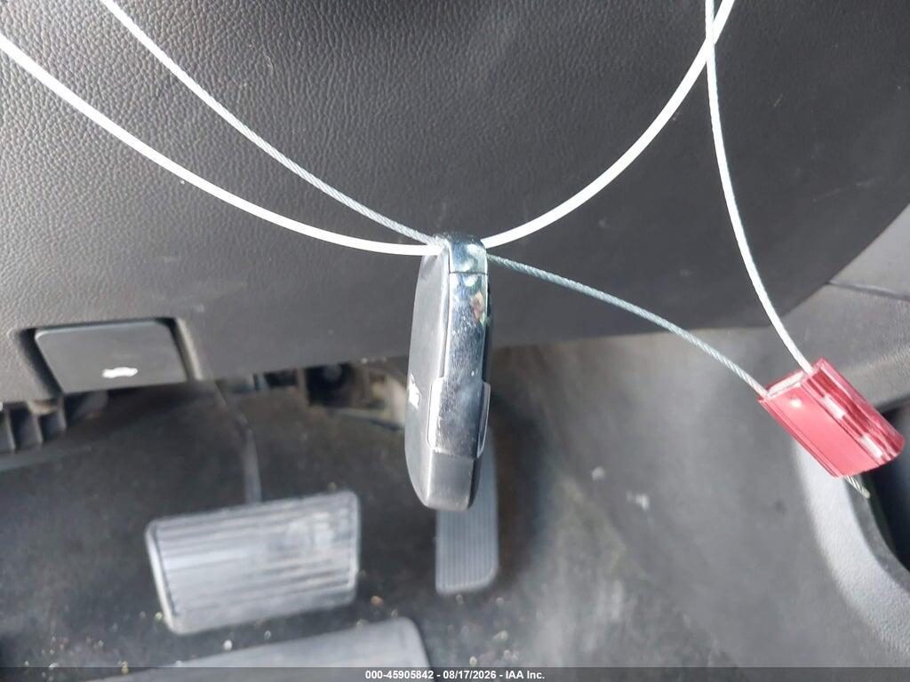 1GNSCCKC4HR218014 2017 CHEVROLET TAHOE photo no. 11