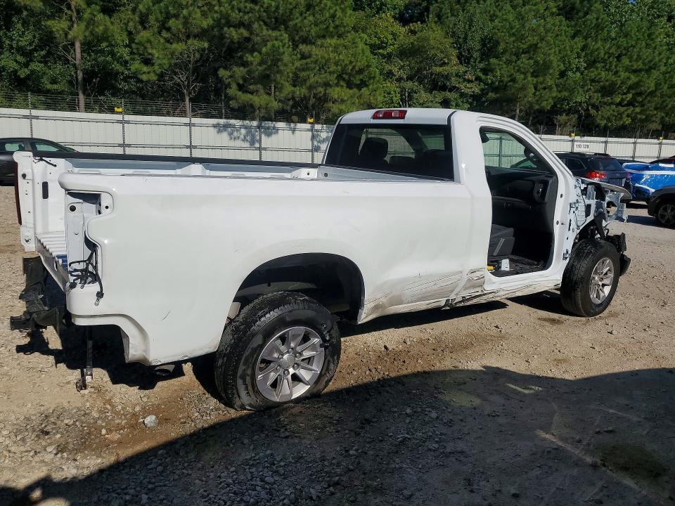 2026 CHEVROLET SILVERADO C1500 — Фото 3 из 13