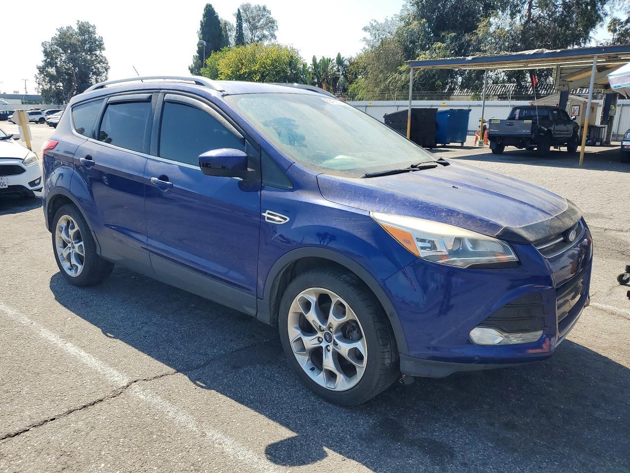 1FMCU9J98EUC29489 2014 FORD ESCAPE photo no. 4