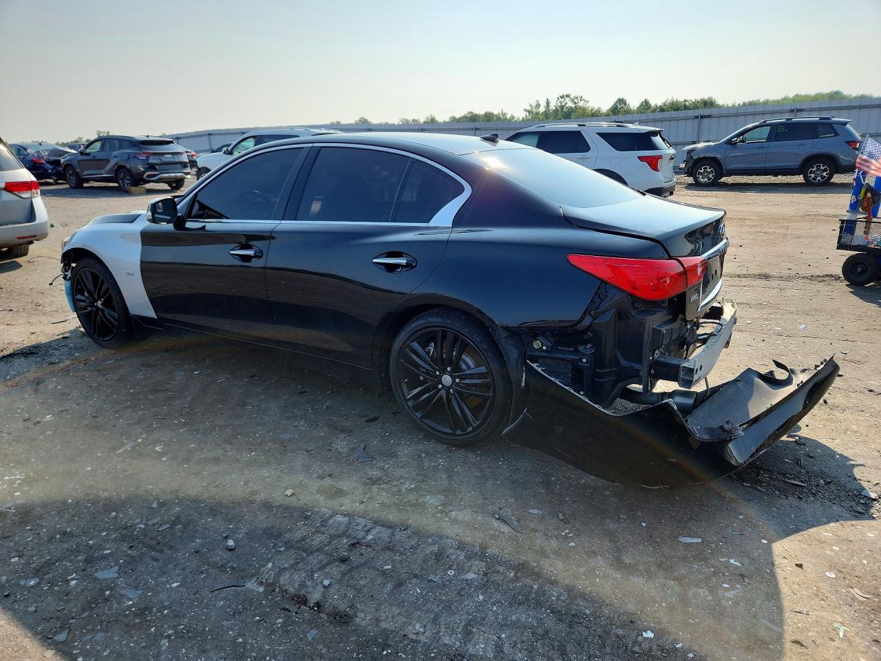 2017 INFINITI Q50 2.0T SPORT — Фото 2 из 12