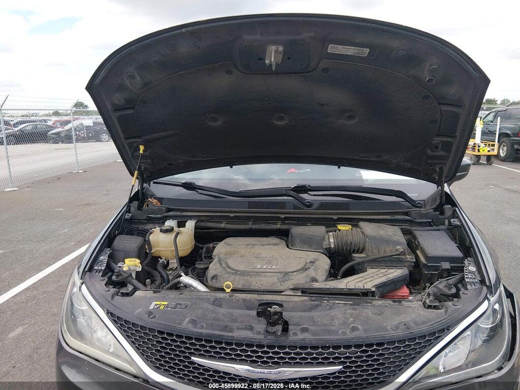 2C4RC1BG2HR831225 2017 CHRYSLER PACIFICA photo no. 10