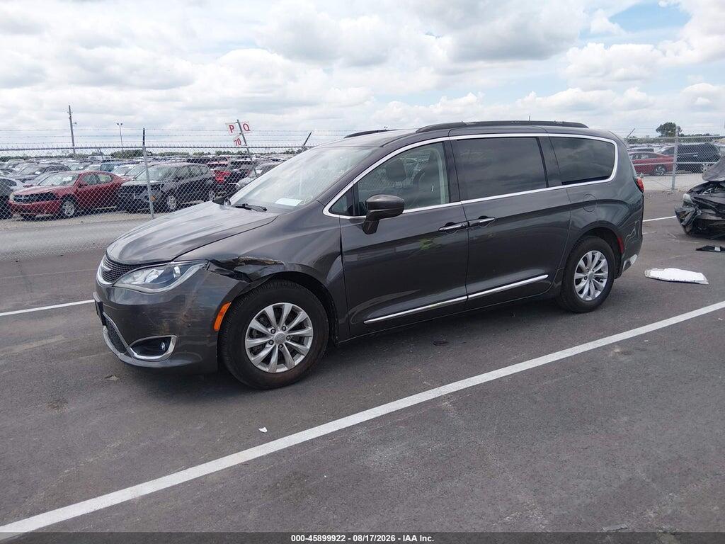 2C4RC1BG2HR831225 2017 CHRYSLER PACIFICA photo no. 2