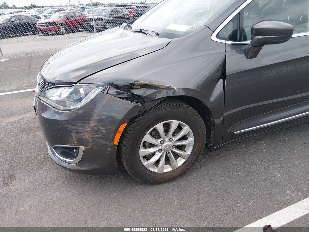 2C4RC1BG2HR831225 2017 CHRYSLER PACIFICA photo no. 6