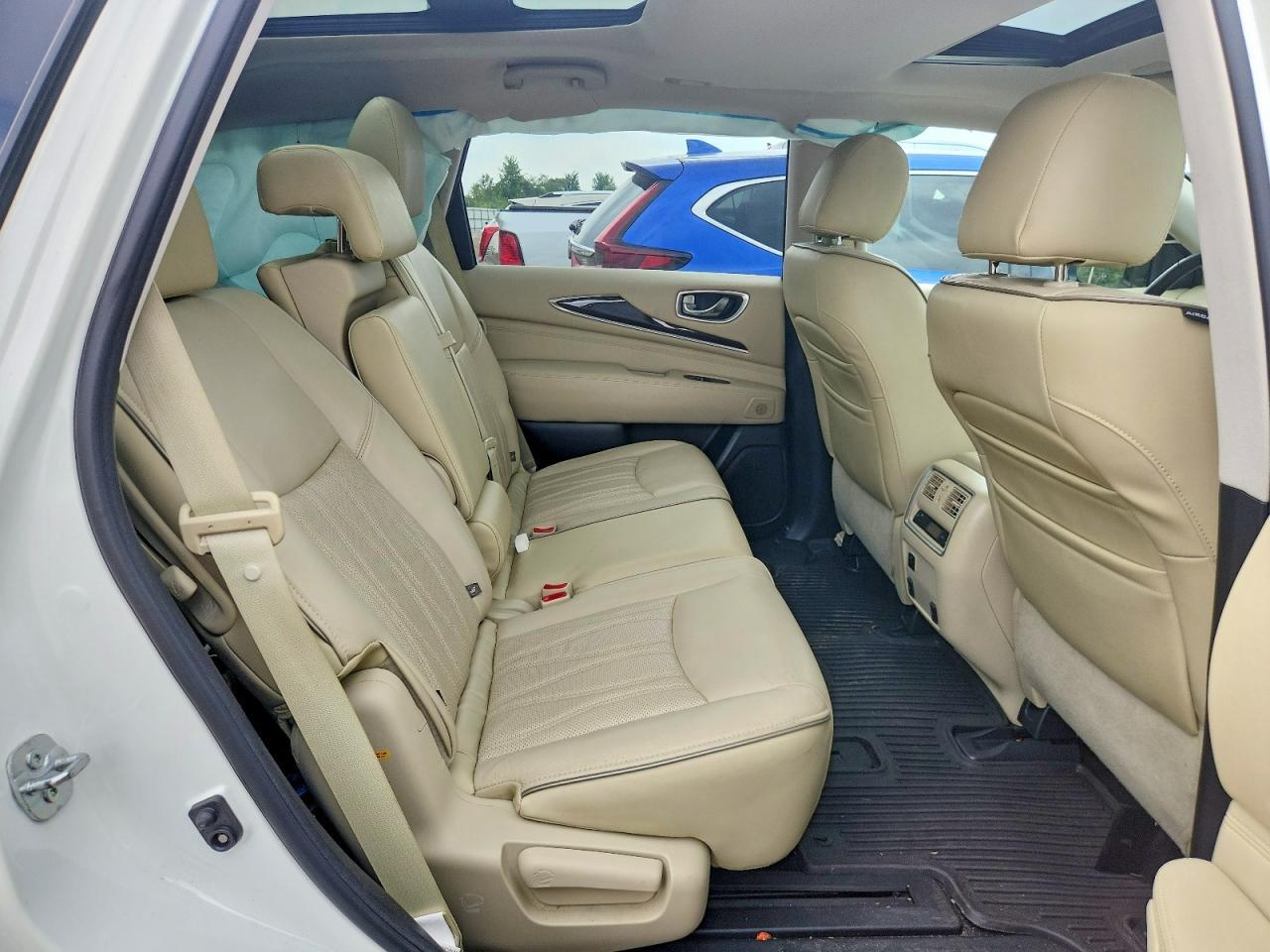 2017 INFINITI QX60 BASE — Фото 10 из 12