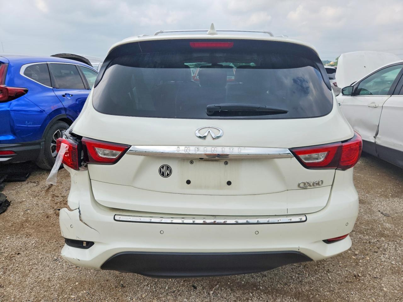2017 INFINITI QX60 BASE — Фото 6 из 12