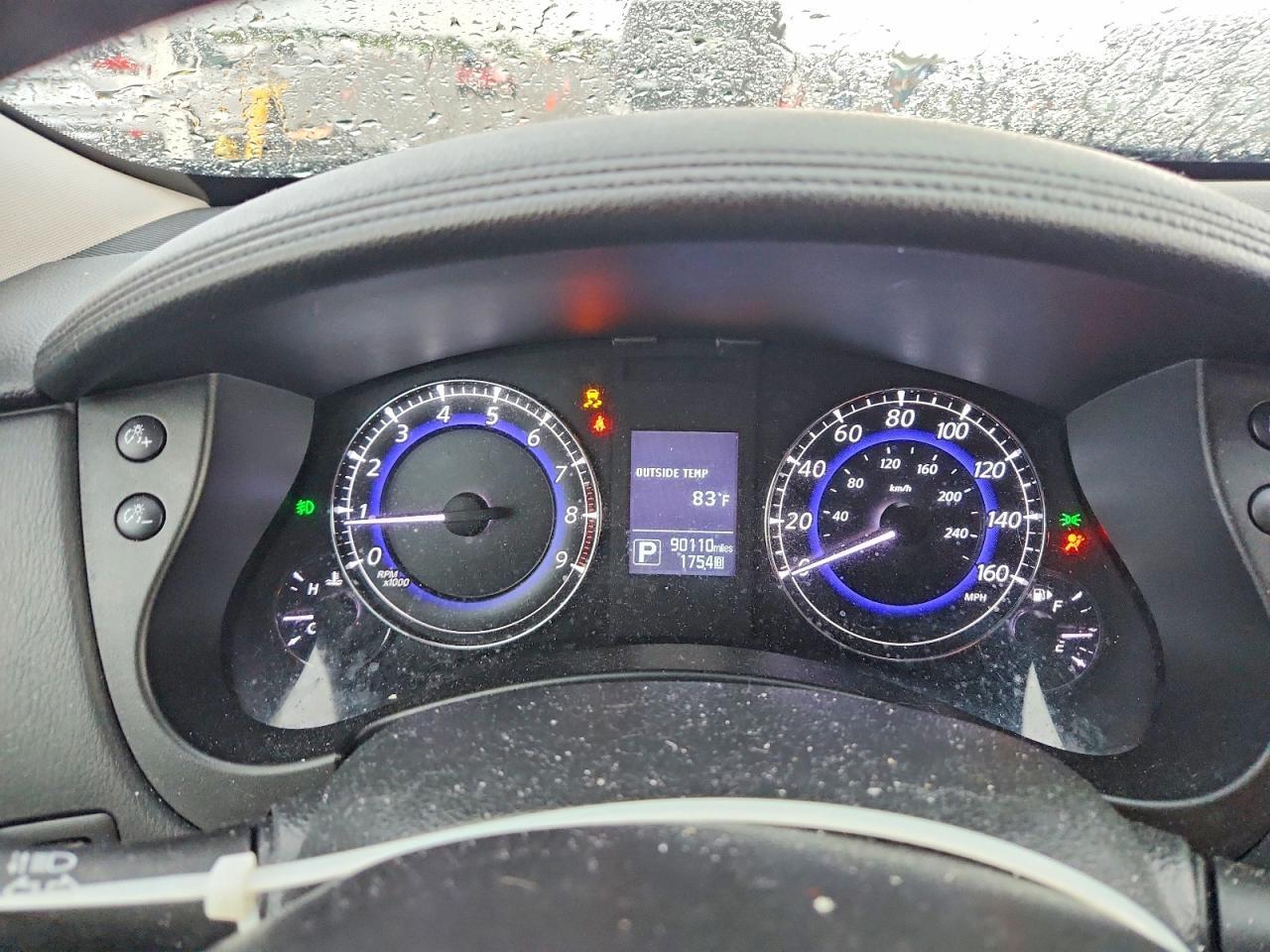 2017 INFINITI QX50 BASE — Фото 9 из 12