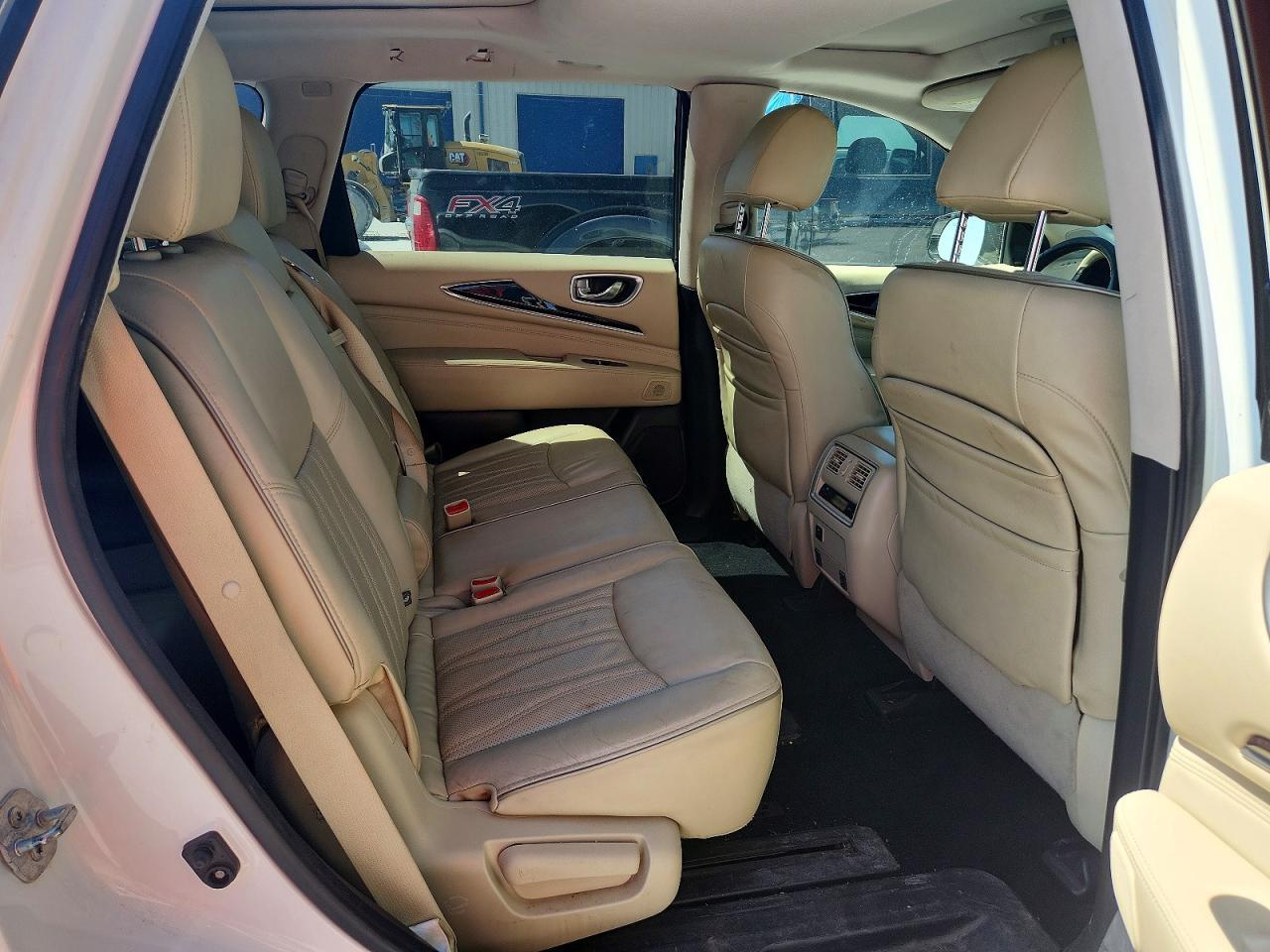 2017 INFINITI QX60 BASE — Фото 11 из 14